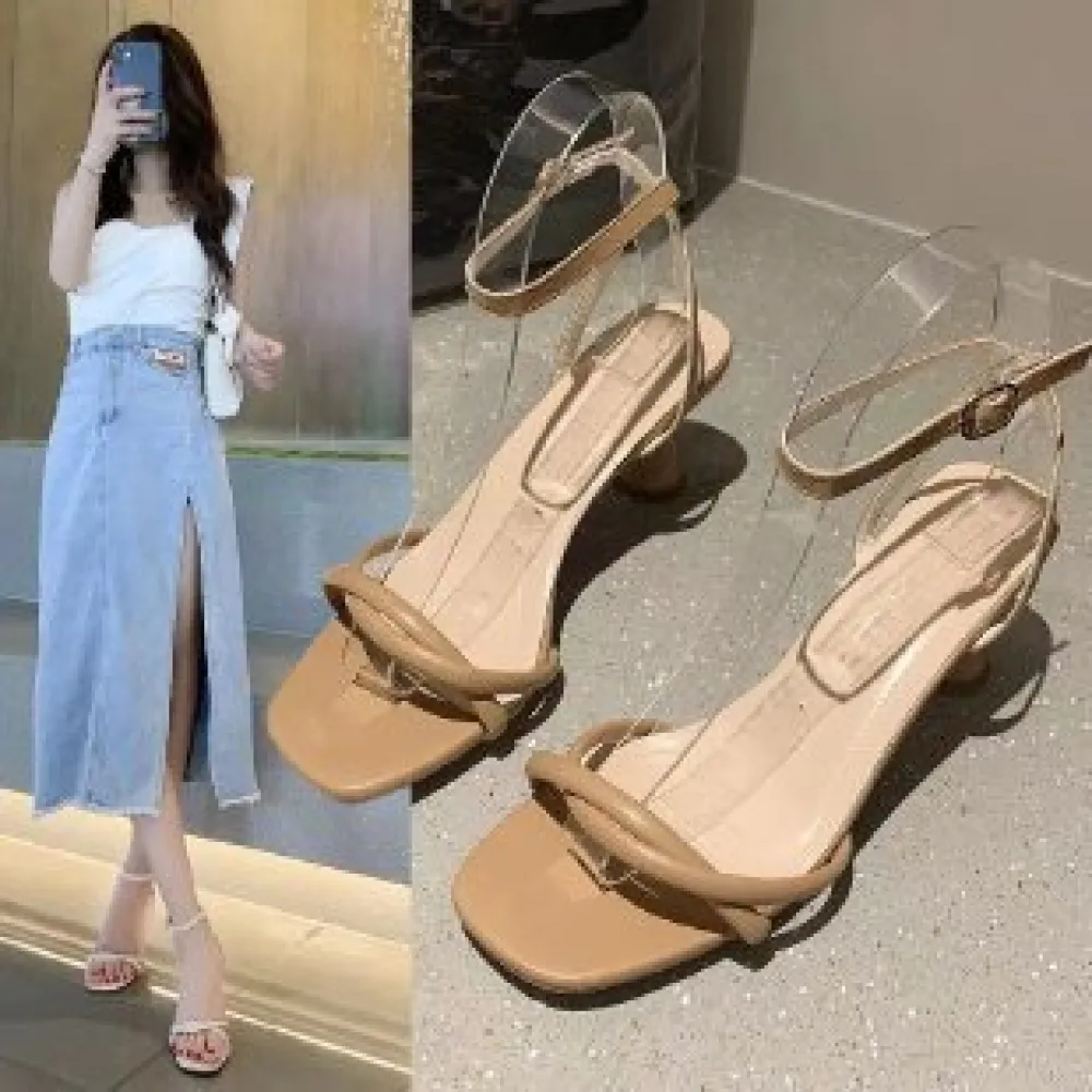 2024 Nuovo stile estivo retrò marrone scarpe col tacco alto con gonne, sandali col tacco alto alla moda
